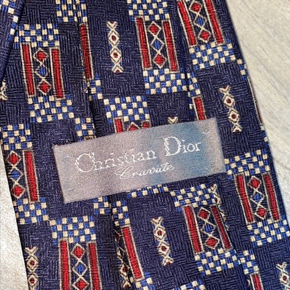 Christian Dior men’s Blue and Red Patterned cravate Tie - Picture 4 of 5